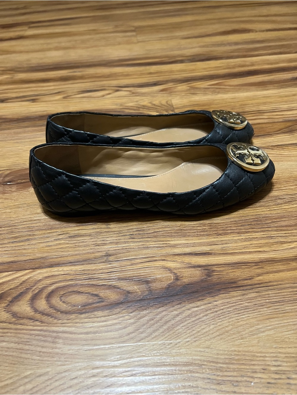 Tory Burch Flats 6.5M - Picture 2 of 8